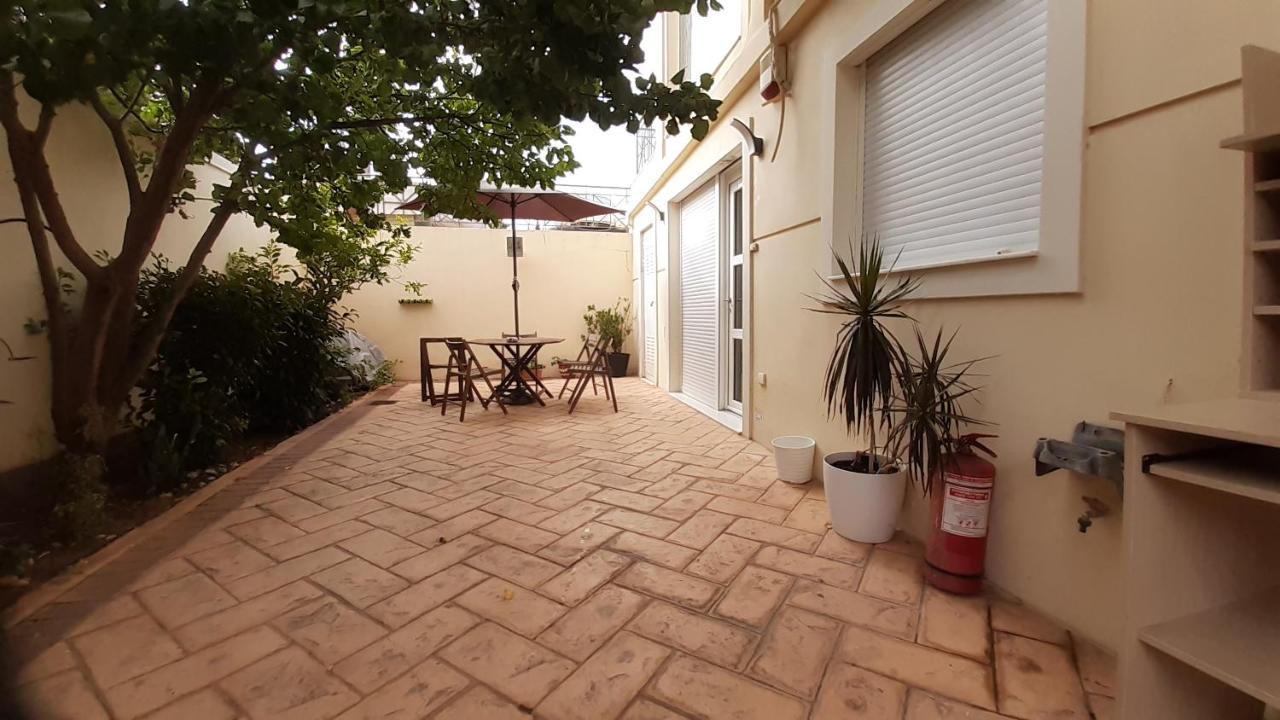 Villa Maria Louiza Near Airport Artemida  Buitenkant foto