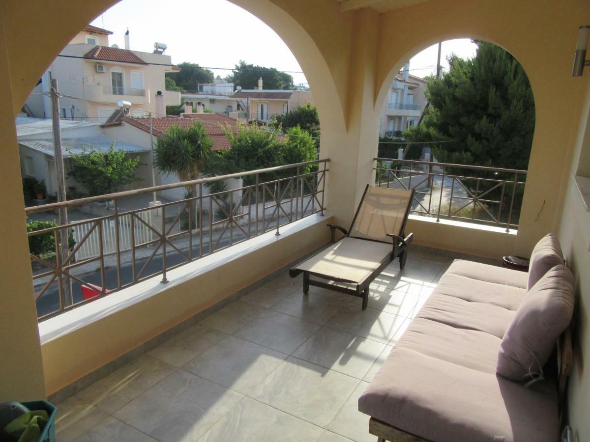 Villa Maria Louiza Near Airport Artemida  Buitenkant foto